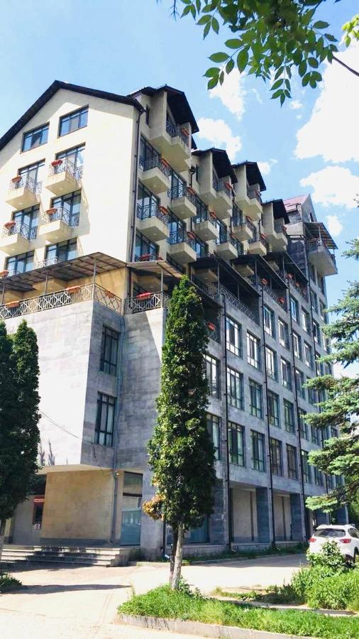 Sunny Apartment Dilijan Luaran gambar